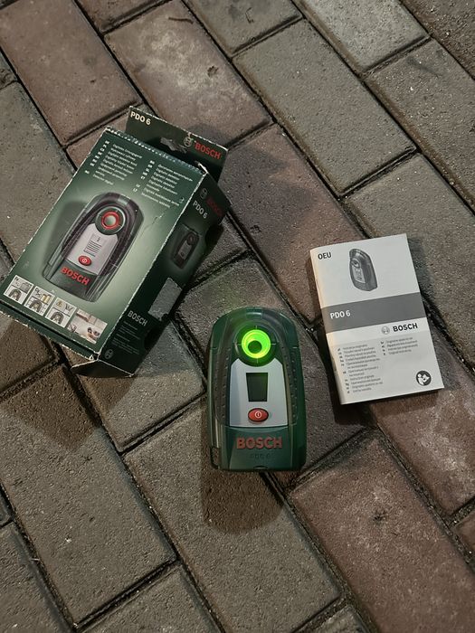 Детектор прихованої проводки Bosch
