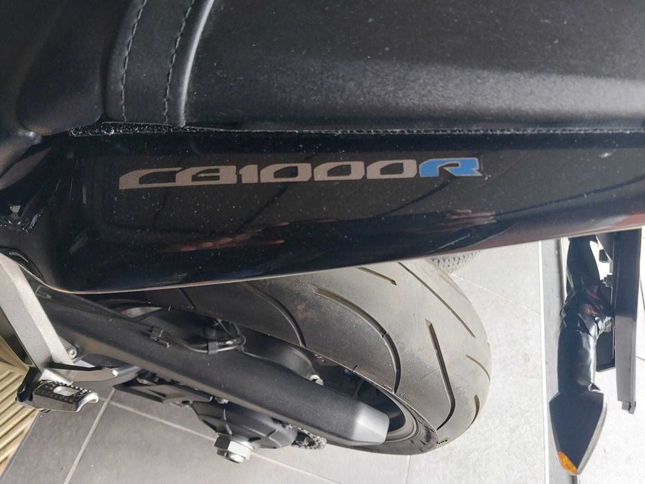 Motocykl Honda CB1000R Naked