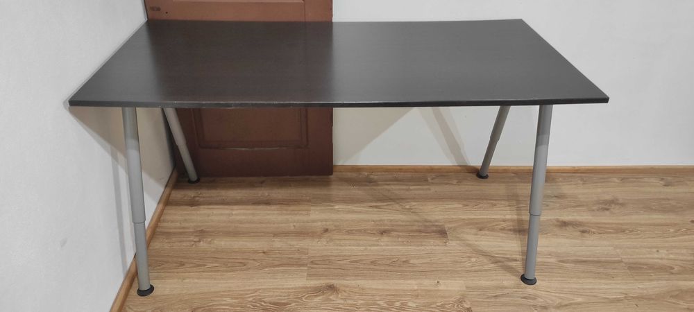 Secretária IKEA 160*80cm com pés regulaveis | secretária 80*80cm