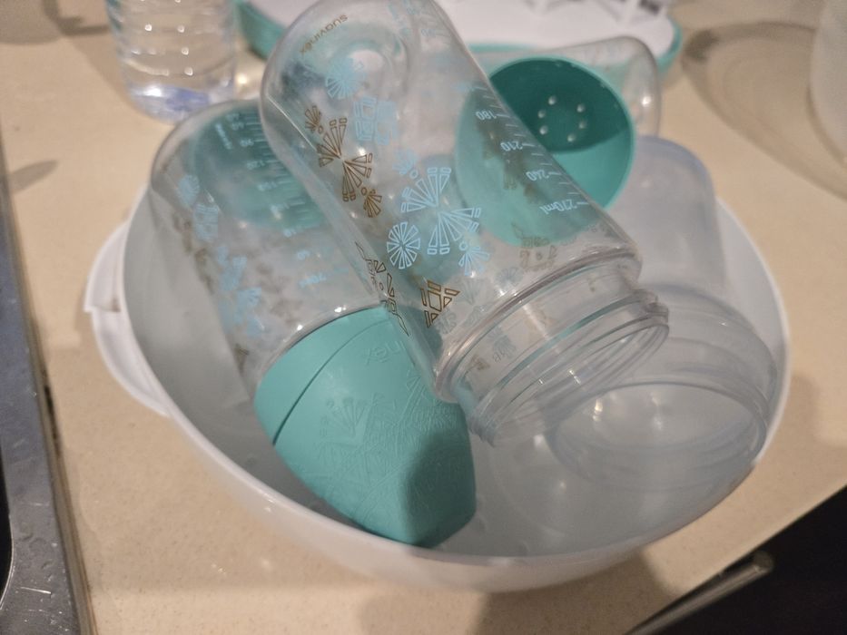 Esterilizador de biberons micro-ondas