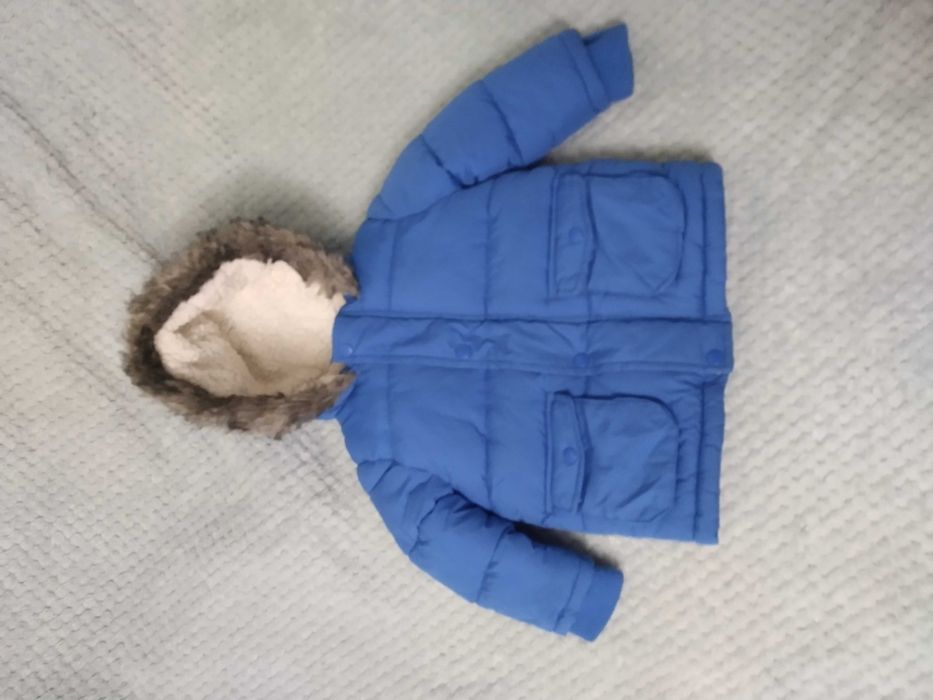 Курточка зимова на 9-12 місяців