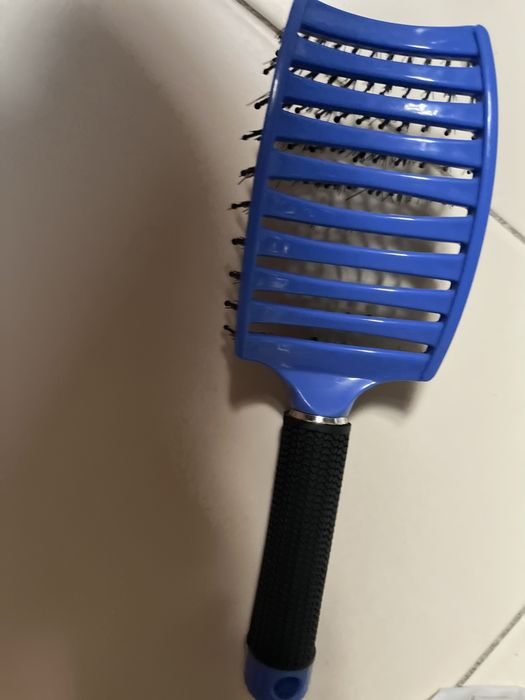 Escova de cabelo nova
