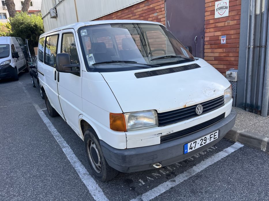 Vendo vw transporter 2.4 7 lugares