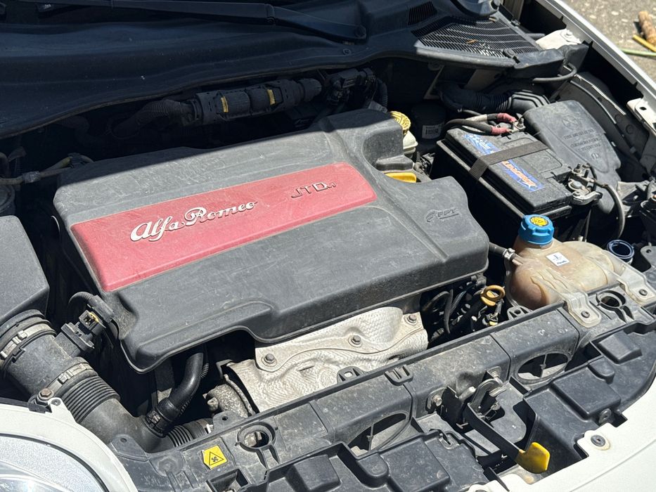 Alfa Romeo Mito - Motor 1.6 JTD a Diesel (120cavalos)