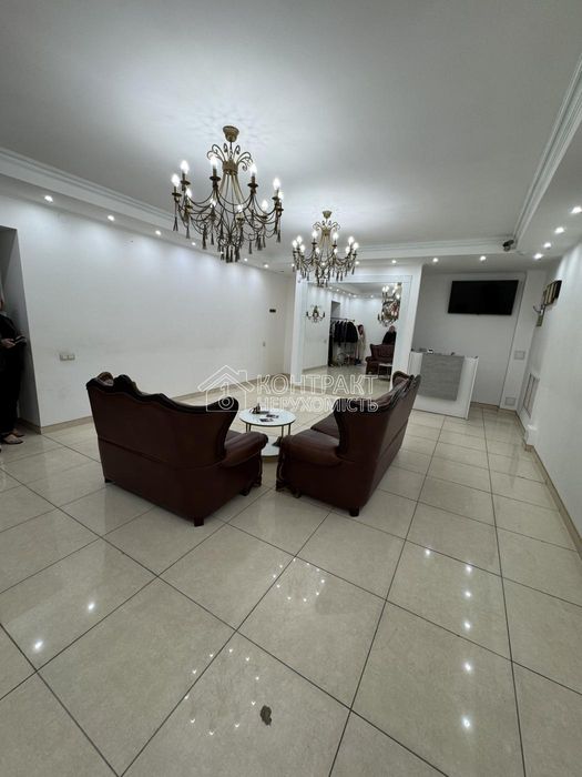 Продається приміщення на пр. Науки 19