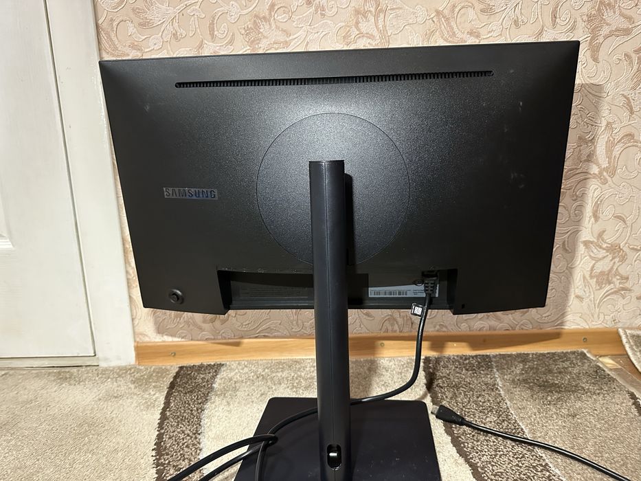 Монітор 24" Samsung Professional S24R650