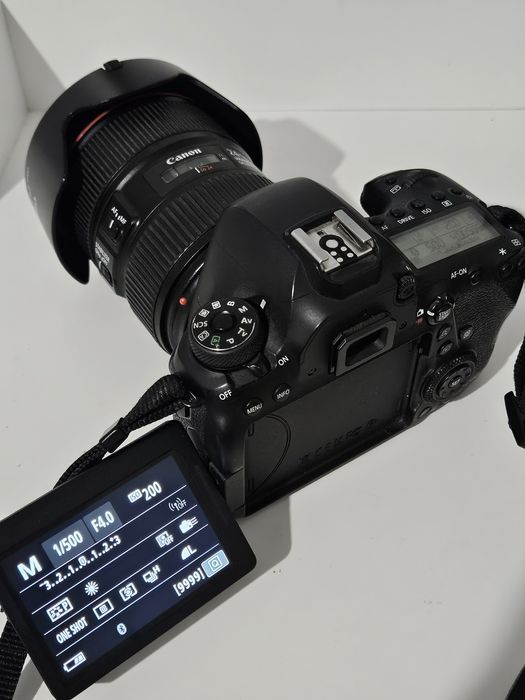 Canon EOS 6D Mark II