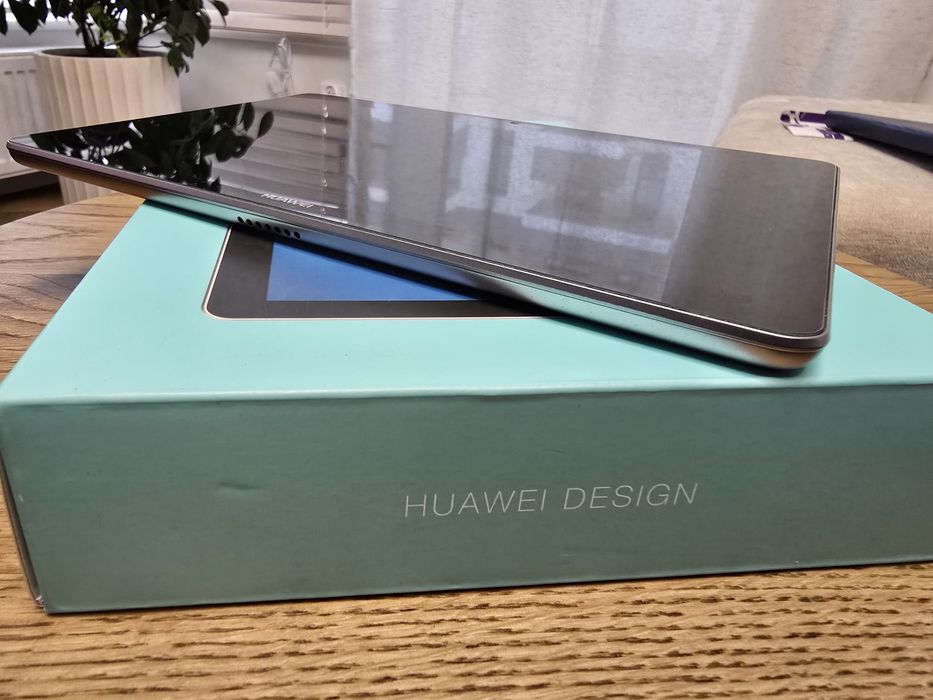 Huawei MediaPad T3 10", LTE, WIFI, telefon, karta nano sim, stan idea