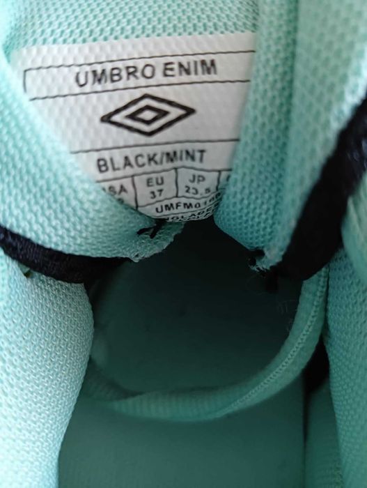 Nowe buty Umbro 37