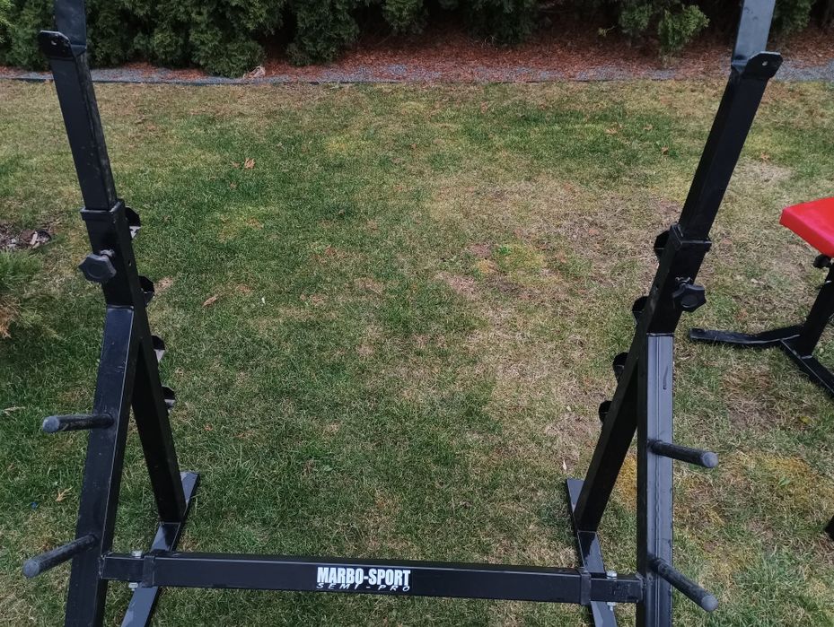 Stojak na obciążenie i hantle