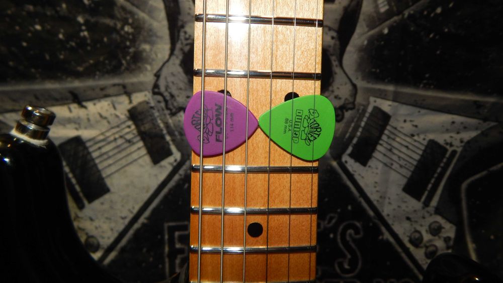 Squier Affinity, `03, China. Stainless Steel Frets.