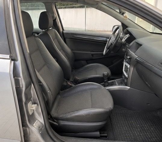 Carro opel astra — photo 4