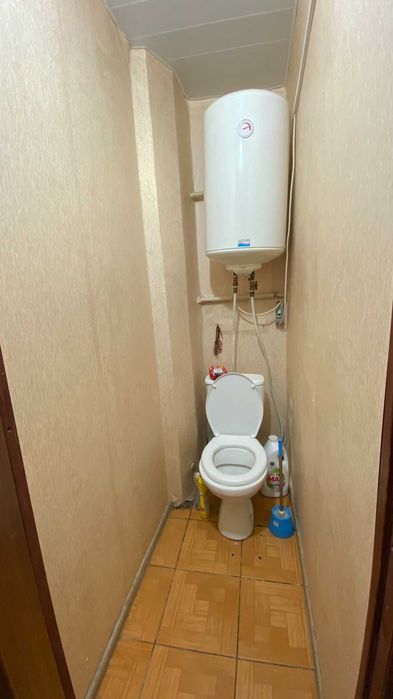 Продається 3-кімнатна квартира з  ремонтом, район залізничного вокзалу