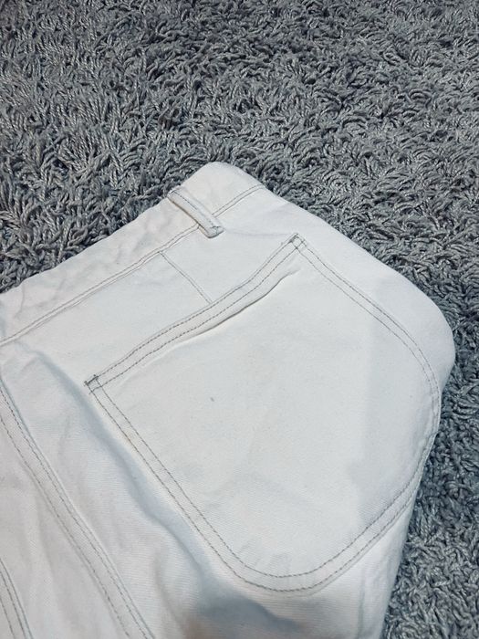 Kremowe meskie jeansy proste zara xxl