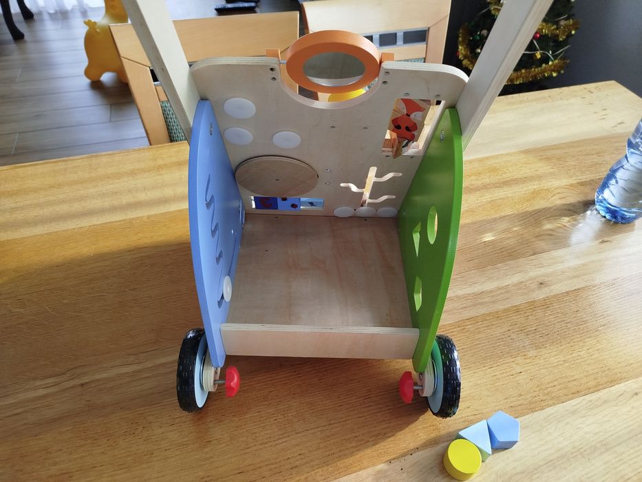 Chodzik z tablicą manipulacyjną