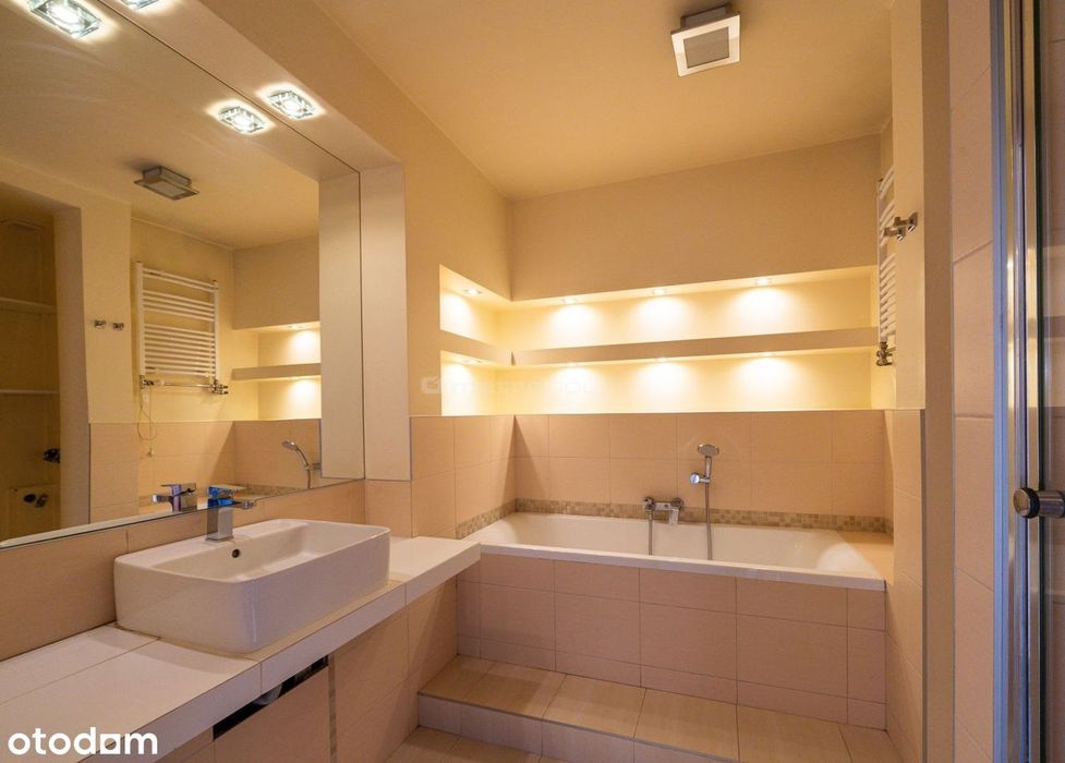 Apartament - 4 pokoje z garażem i balkonem!