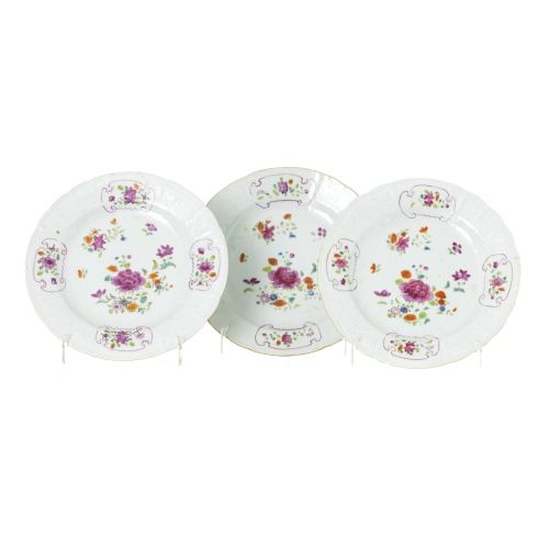 Porcelana oriental - Três pratos rasos - Companhia das Índias