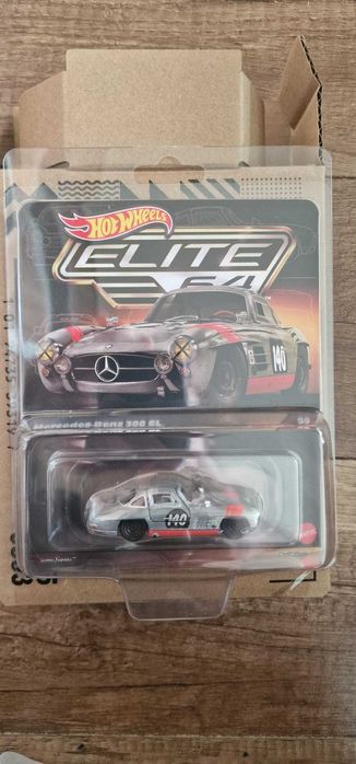 Hot Wheels Elite 64 Mercedes-Benz 300 SL #JNF05