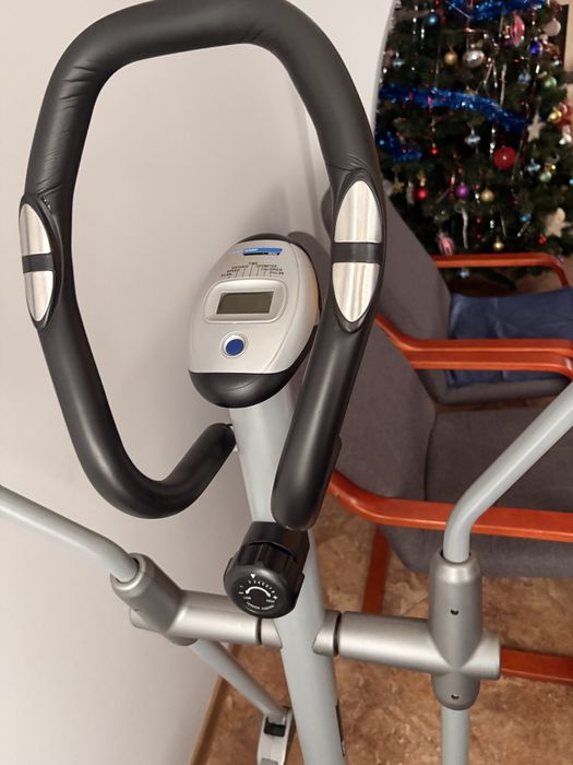 Orbitrek stacjonarny