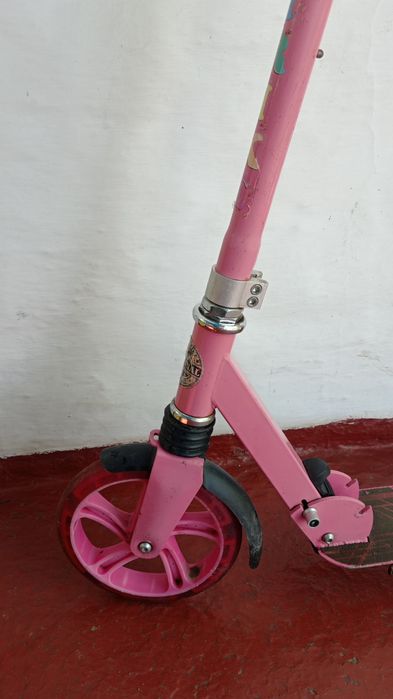 Двоколісний самокат