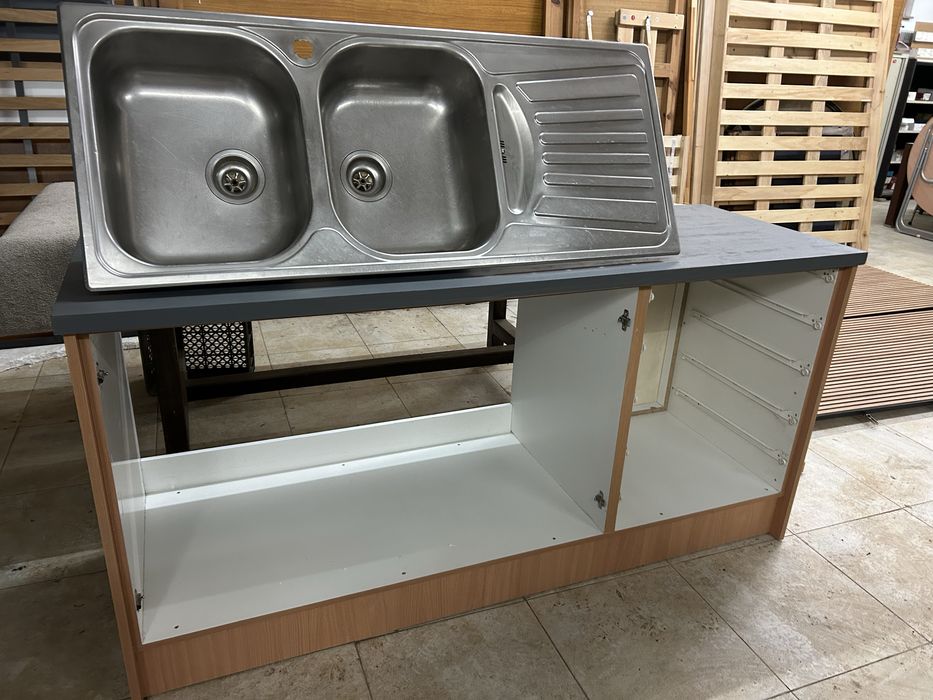 Bancada com lava-loiça