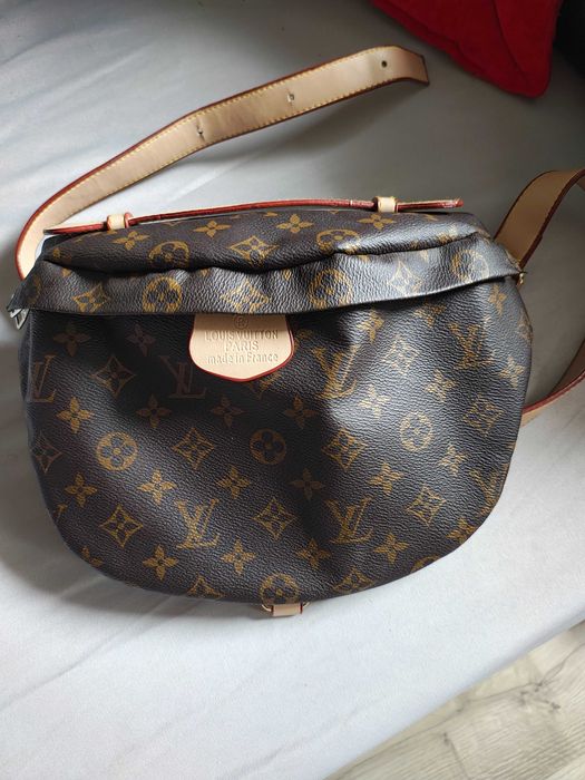 Torebka nerka Louis Vuitton