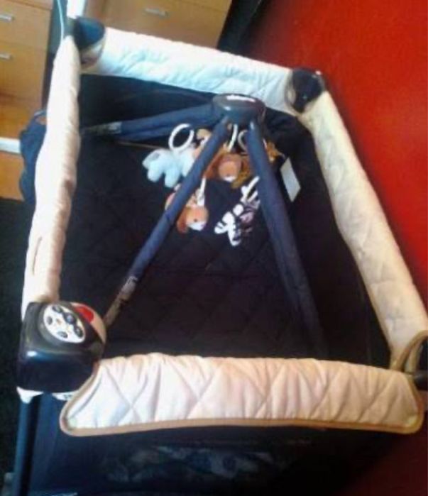 Cama e troca fraldas de viagem Chicco