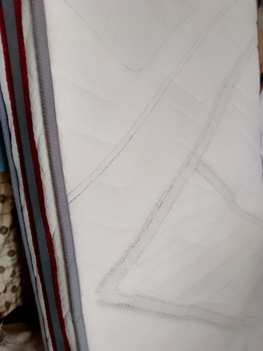 Матрац односпальний