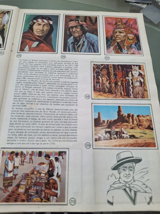 Caderneta de cromos completa com 295 cromos "Homens Raças e Costumes"  Edições Francisco Más de 1976
