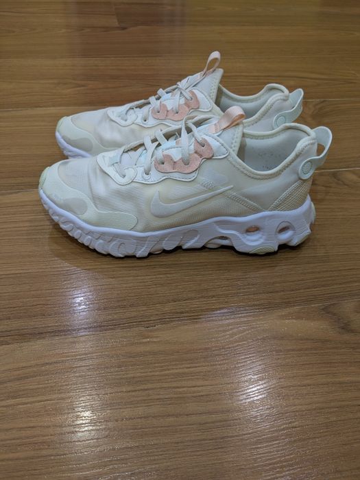 Жіночі кросівки Nike W React ART3MIS оригінал 39 р