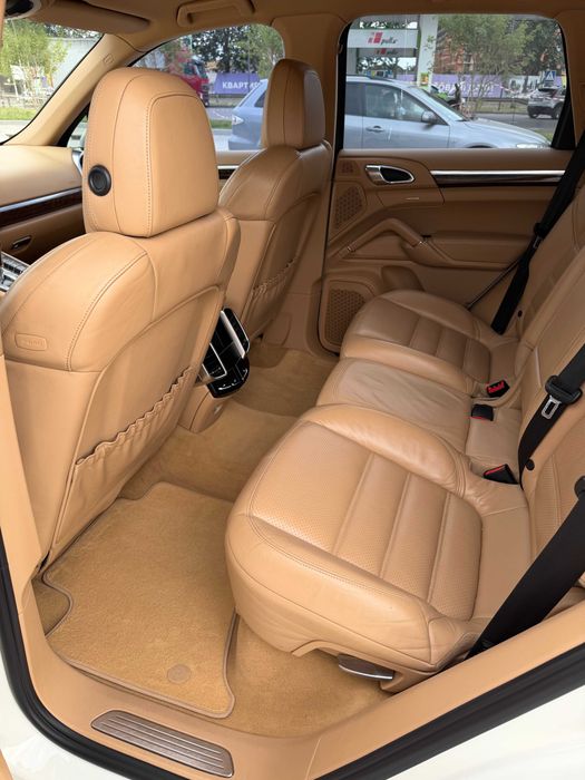 Продам Porsche Cayenne 958 | 3.6 бензин | Без пневмопідвіски