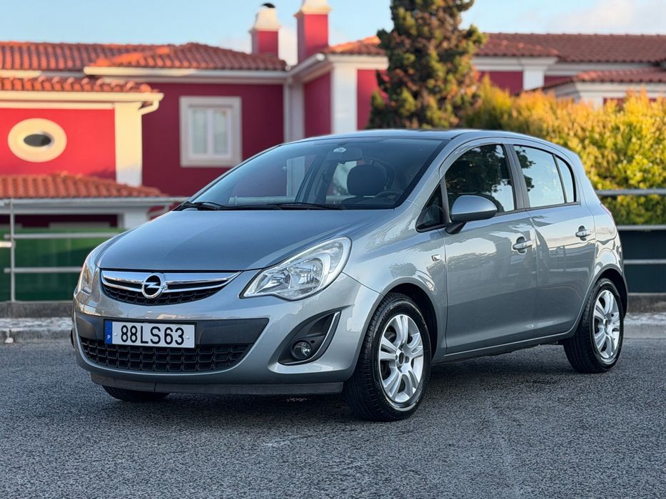 Opel Corsa 1.2 - 99.000km - 2011 - Garantia 18 meses