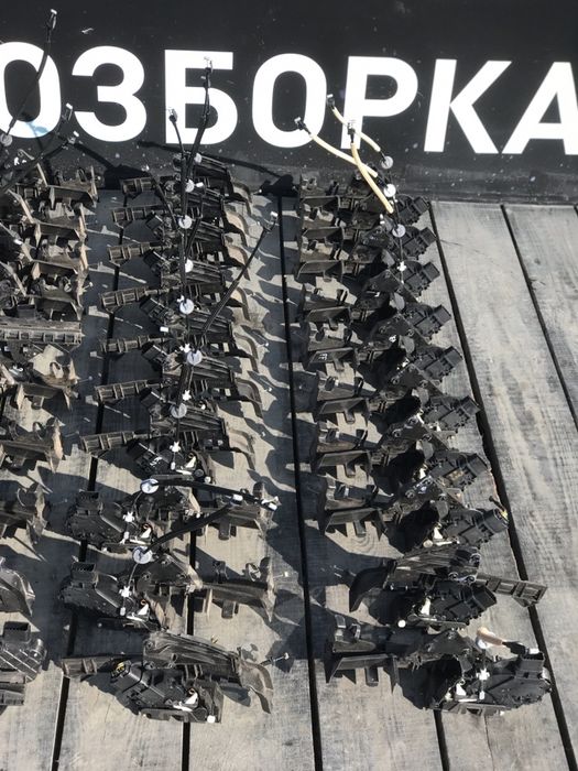 Замок Дверей Форд Фокус 2 Правий Лівий Передній Задній Ford C-Max