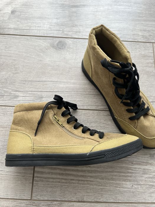 Нові теплі кеди