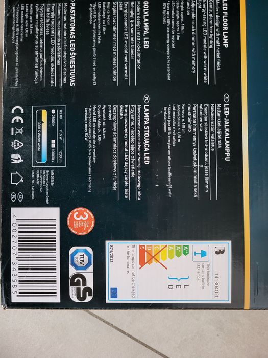 Lampa stojąca podłogowa led z zaciemnianiem