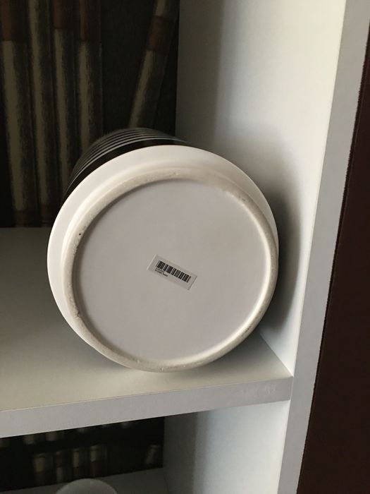 Jarrão Preto e Branco