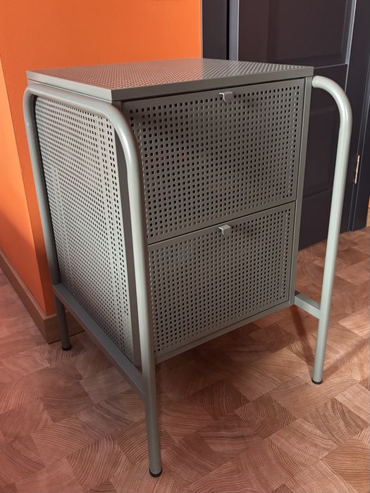 Тумба ikea nikkeby зелена (в наявності 2 шт)