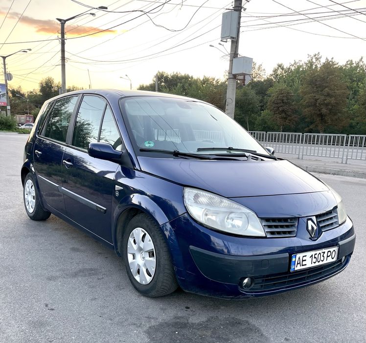 Renault Scenic II 2004 • 1.6 бензин