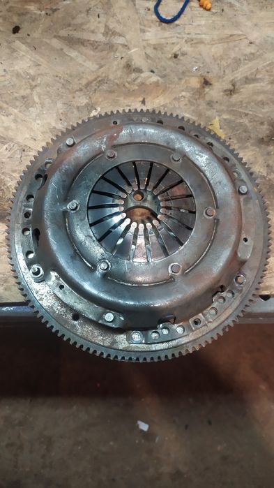 Продам маховик Шкода Фабия 1.2 1.4 2001-07  030105271