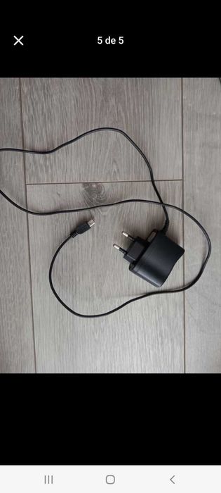Telemóvel da marca Yezz