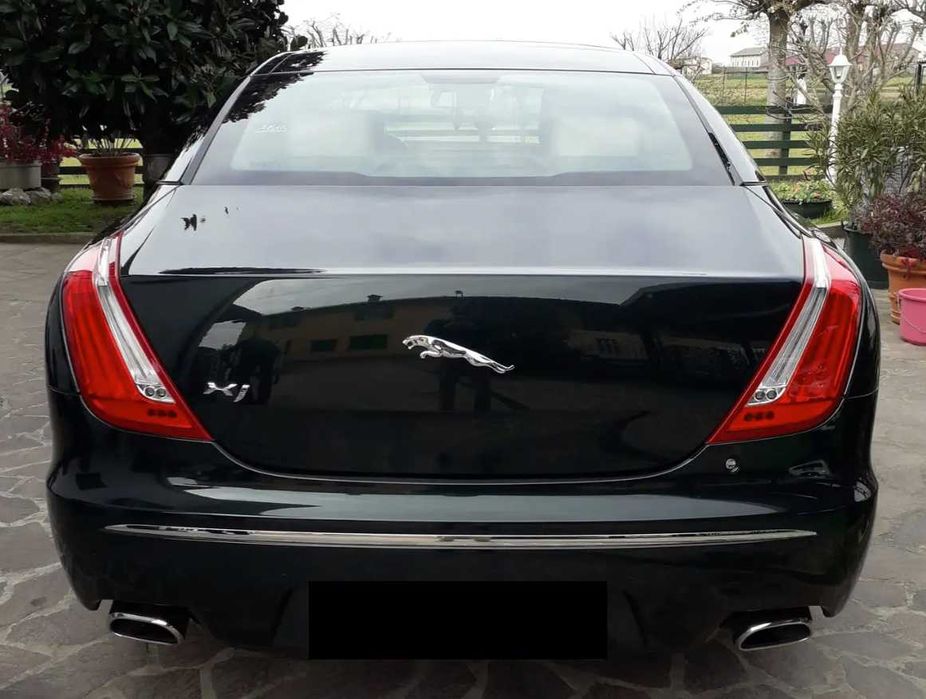 Бампер передний Jaguar XJ, Ягуар запчасти б/у