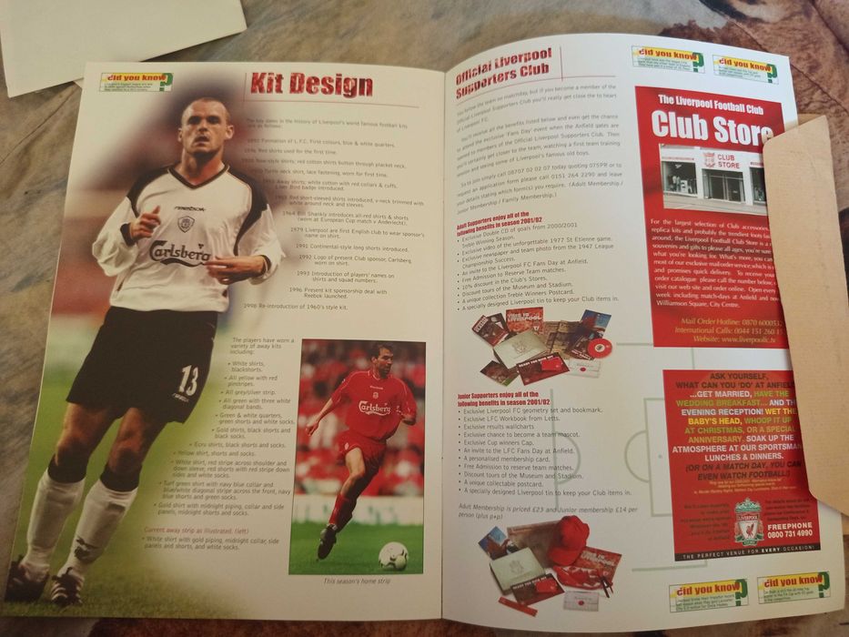 Liverpool album przedsezonowy 2001/2002