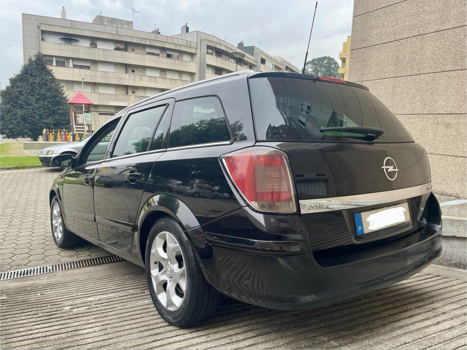 Opel Astra 1.9 CDTI 150cv 6V Teto Panoramico NOVA