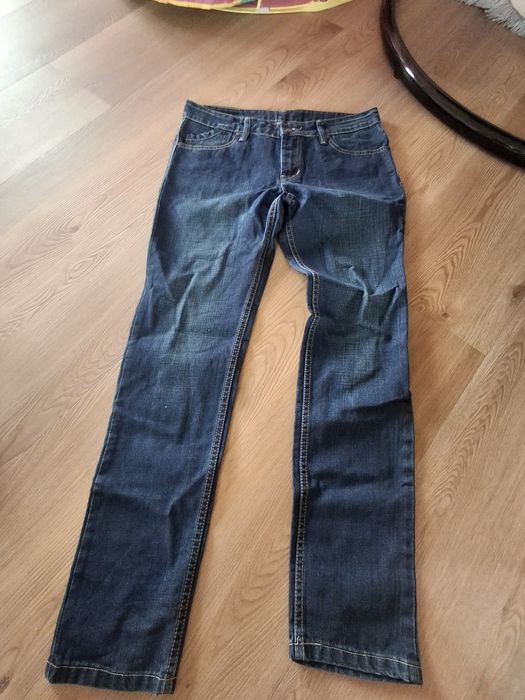 Klasyczne jeansy L/40