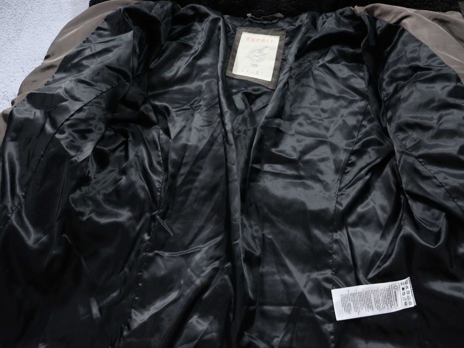 Esprit damska kurtka zimowa z kapturem M 38