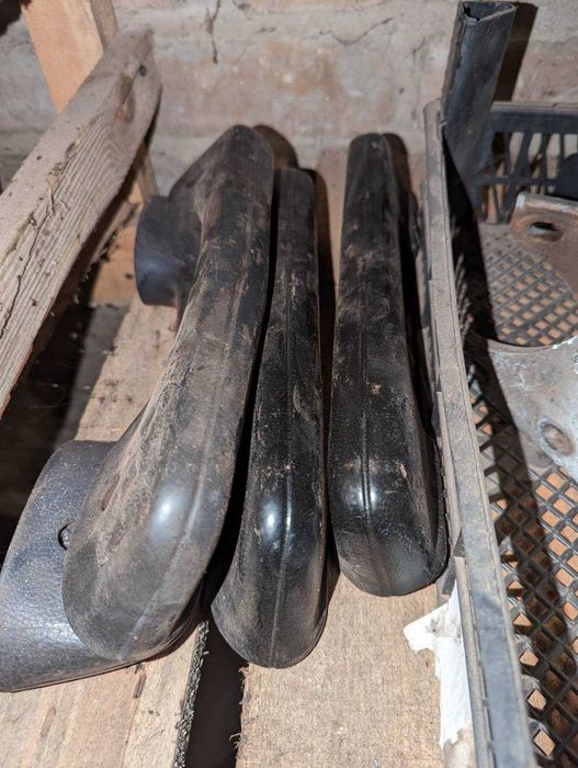 Ручка закрывания двери Mercedes T1 207-410