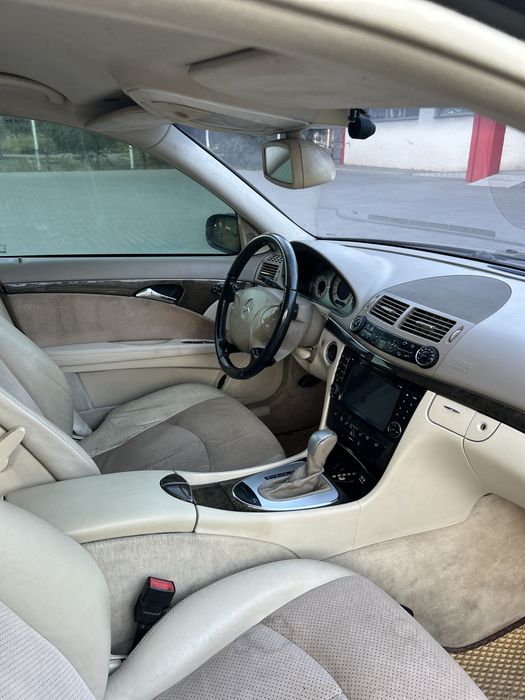 Mercedes W211 3.2 газ/бенз 2005 год avangard