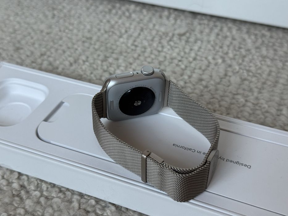 Apple Watch SE (2.ª Geração) 40mm Prateado + Caixa e Carregador