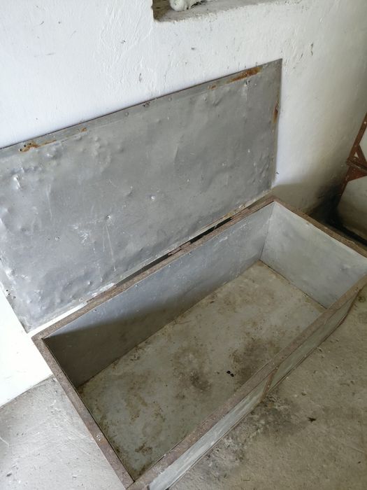 Продам металеві ящики, контейнери