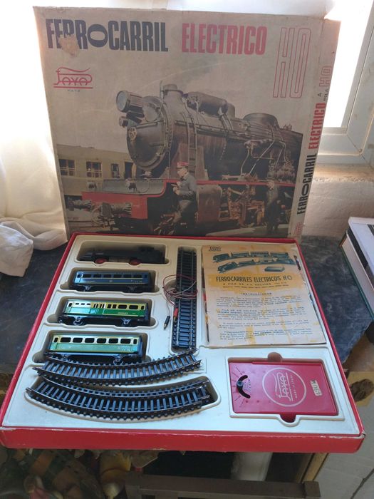 Ferro carril elétrico